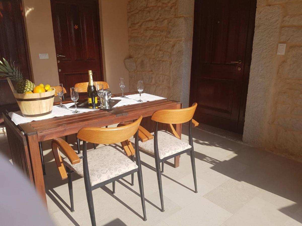 הוילה פורץ Casa Ladonja מראה חיצוני תמונה